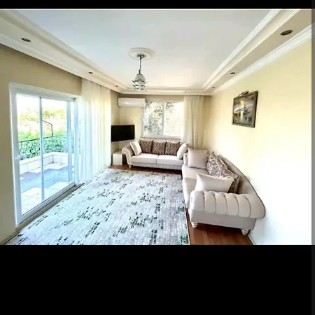 Villa Orange Garden House