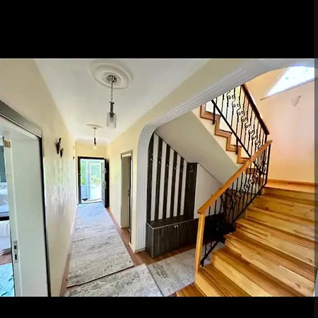 Orange Garden House *